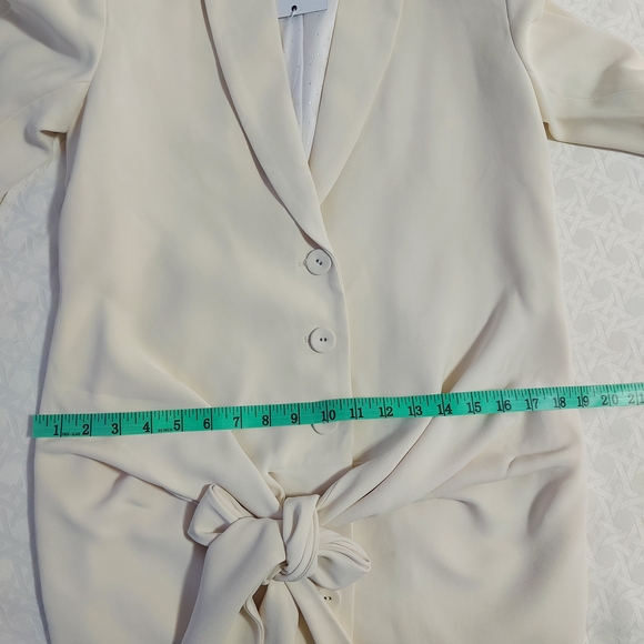 L'Academie The Rosemarie Mini Dress XS Ivory Front Buttons Padded Shoulders Tie - Picture 10 of 13